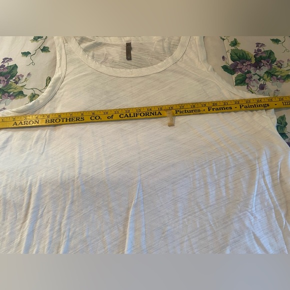 NWOT XCVI White Tank - Picture 7 of 7